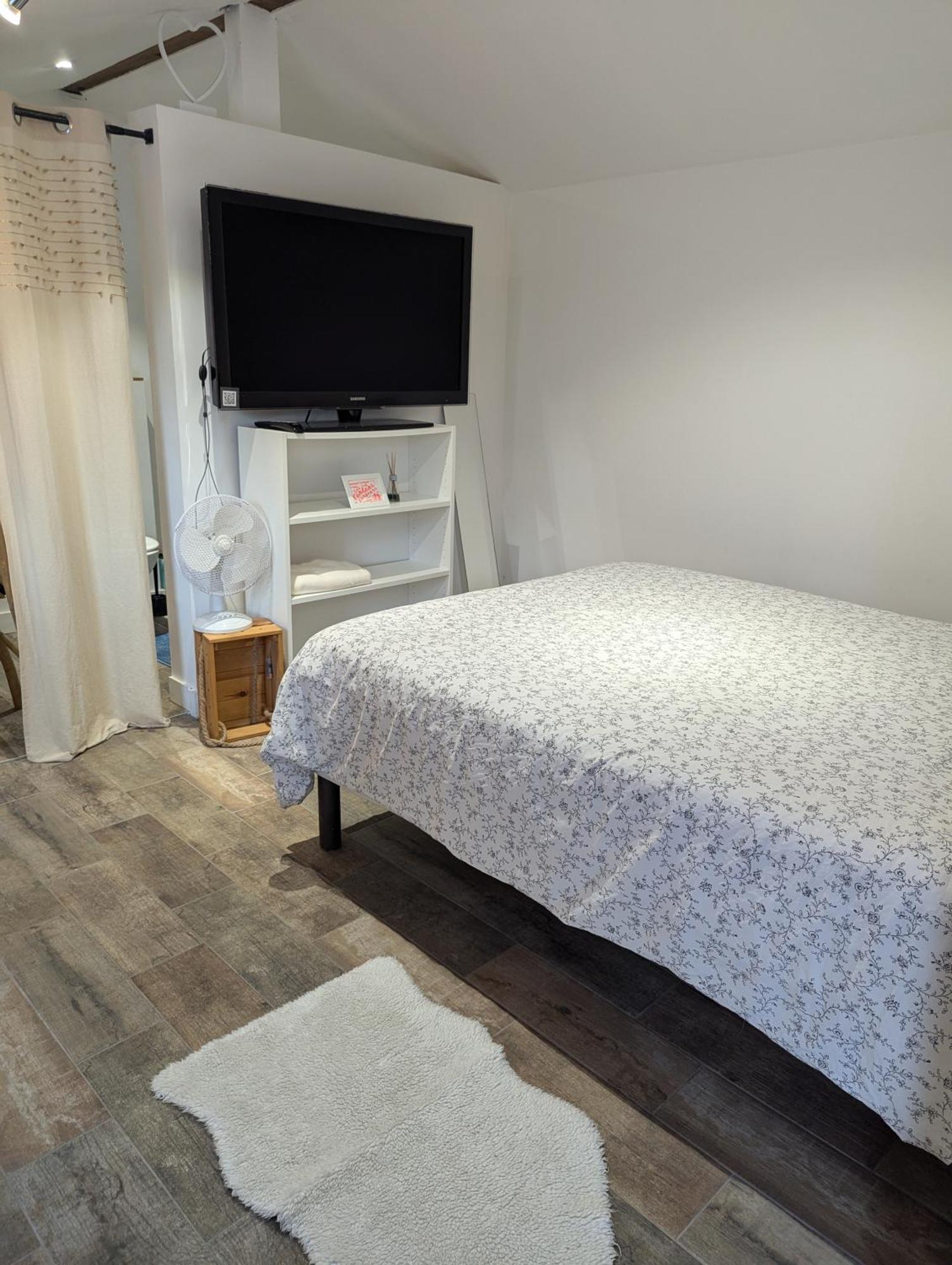 Chambre California Ондр Экстерьер фото